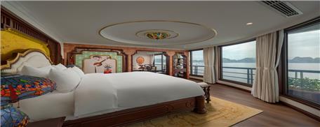 Chương trình 2 ngày 1 đêm trên du thuyền Lamour